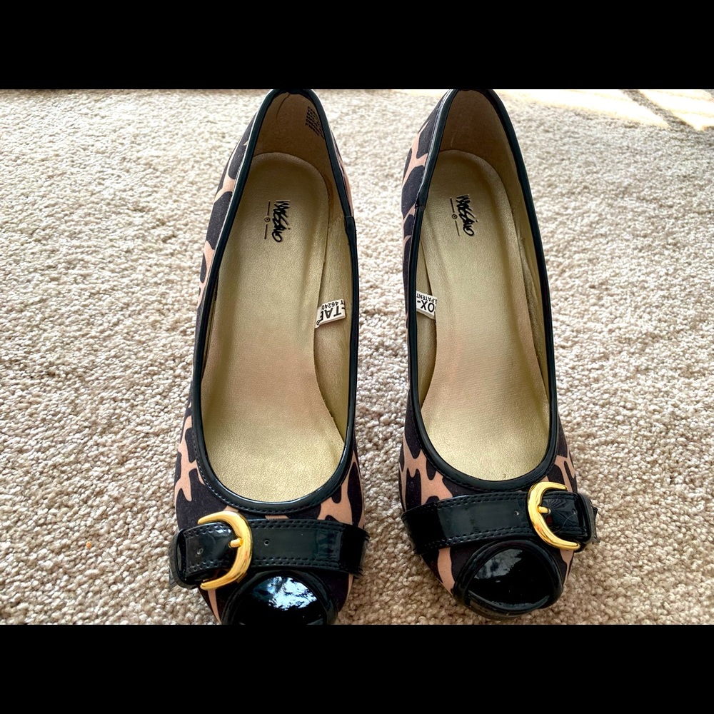 Massimo Open Toe Leopard Pumps